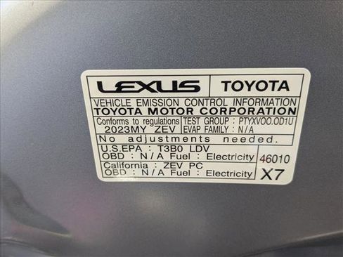 Used 2023 Lexus RZ 450e Premium image 25