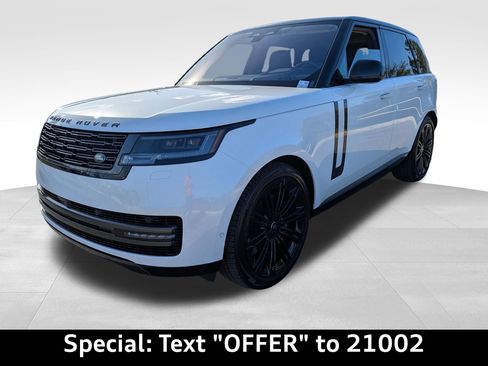 Used 2023 Land Rover Range Rover SE image 8