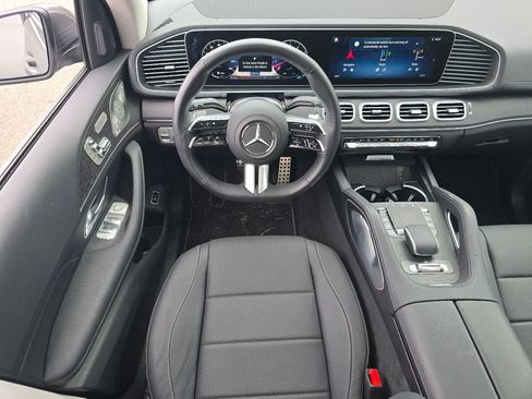 Certified 2026 Mercedes-Benz GLS 450 4MATIC image 27