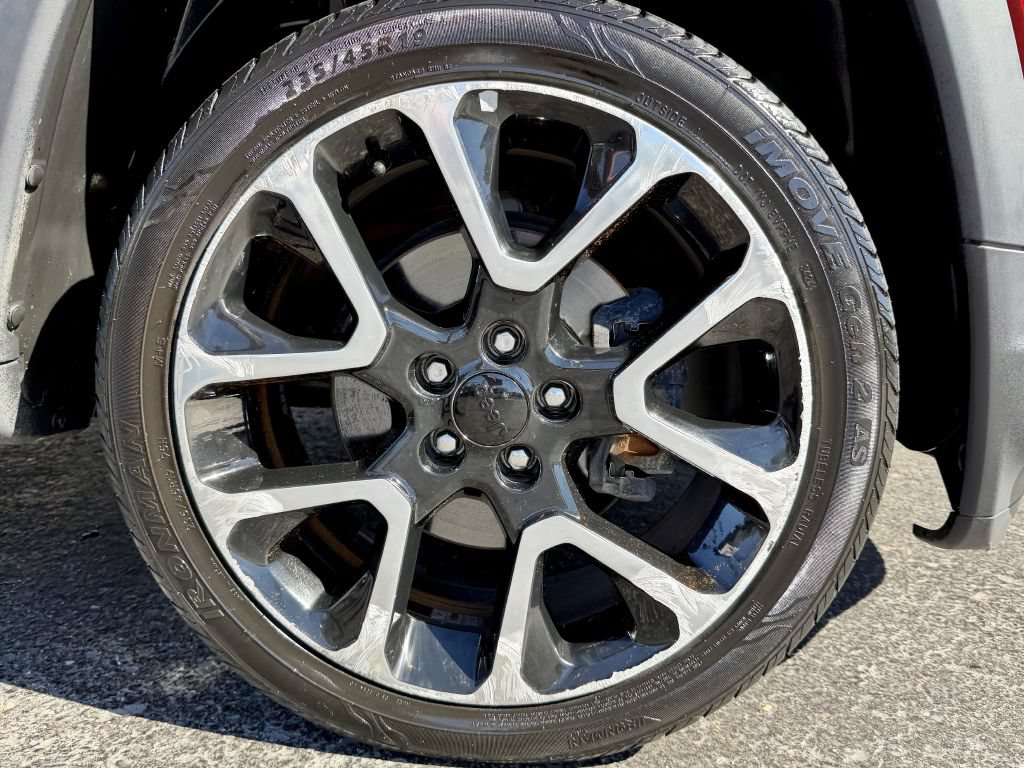 Used 2017 Jeep Compass Limited AWD/4WD image 27