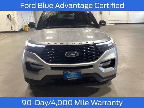 Certified 2024 Ford Explorer ST-Line w/ Class IV Trailer Tow Package image 10