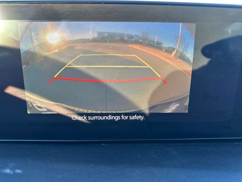 Used 2024 MAZDA MAZDA3 s image 20