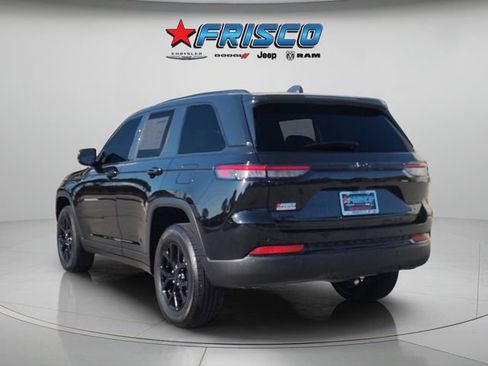 Certified 2024 Jeep Grand Cherokee Altitude image 5