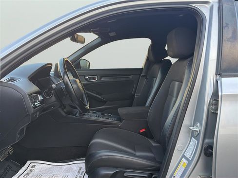 Used 2022 Honda Civic Sport image 12