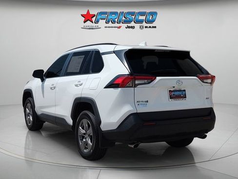 Used 2024 Toyota RAV4 XLE w/ Convenience Package FWD image 5