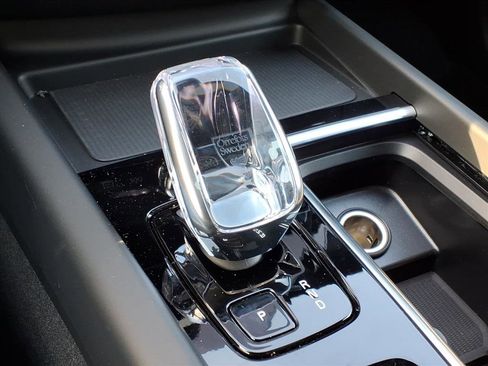 New 2026 Volvo XC60 B5 Ultra w/ Protection Package Premier image 20