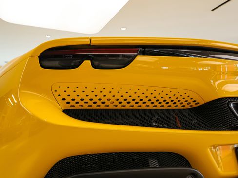 Used 2025 Ferrari 296 GTS image 43