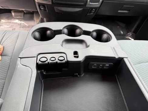Used 2019 RAM 1500 Classic SLT AWD/4WD image 24