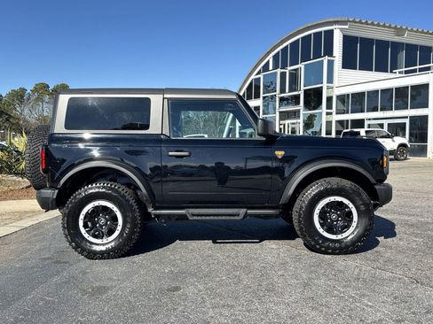 Used 2023 Ford Bronco Badlands w/ Sasquatch Package image 11