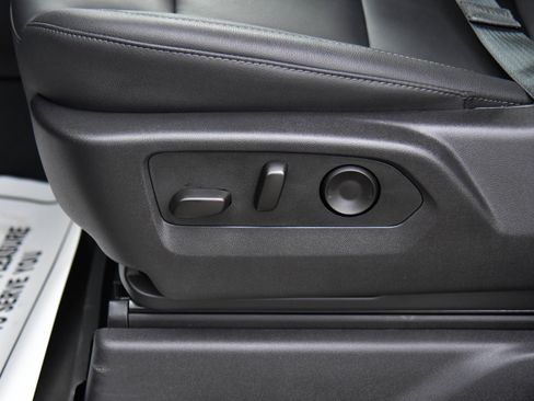 Used 2025 GMC Sierra 1500 Elevation w/ Elevation Premium Package image 19