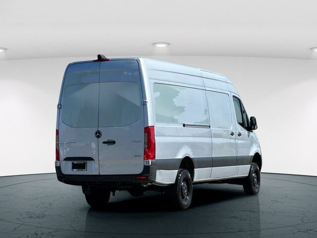 Used 2023 Mercedes-Benz Sprinter 2500 image 6