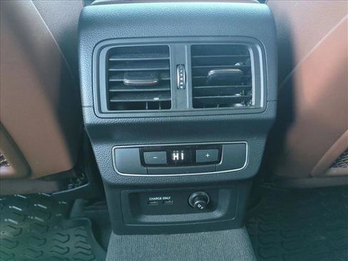 Used 2023 Audi Q5 2.0T Premium Plus image 17