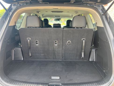 Used 2020 Kia Telluride LX FWD image 22
