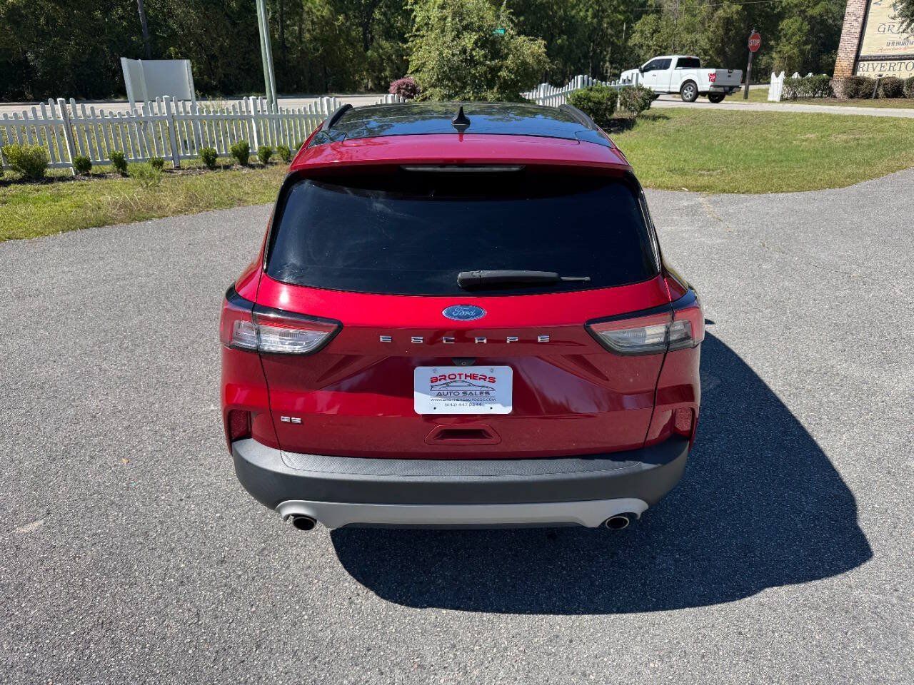Used 2020 Ford Escape SE FWD image 5