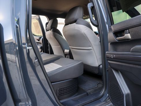 Certified 2025 Toyota Tacoma TRD Off-Road w/ TRD Off Road Upgrade Package AWD/4WD image 42