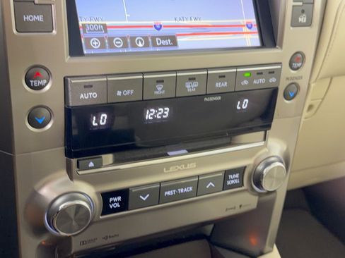Used 2019 Lexus GX 460 Premium AWD/4WD image 22