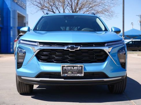 New 2026 Chevrolet Trax LT w/ Driver Confidence Package FWD image 9