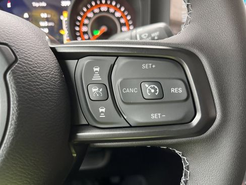 New 2026 Jeep Gladiator Mojave image 38