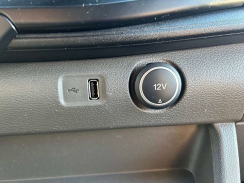 Used 2023 Ford Transit 150 Medium Roof image 31