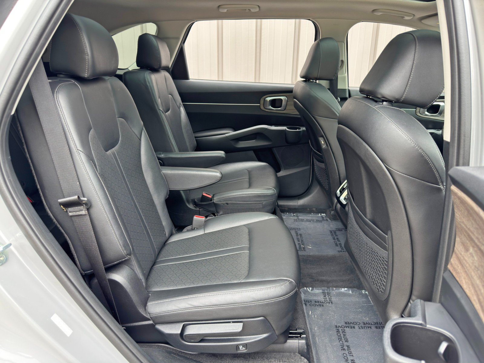 Used 2022 Kia Sorento EX w/ Panoramic Sunroof Package FWD image 38