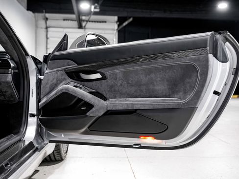 Used 2018 Porsche 911 Carrera T RWD image 28