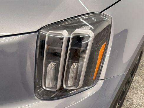 Used 2025 Kia Telluride S AWD/4WD image 11