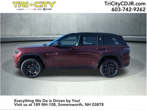 New 2025 Jeep Grand Cherokee Limited image 2