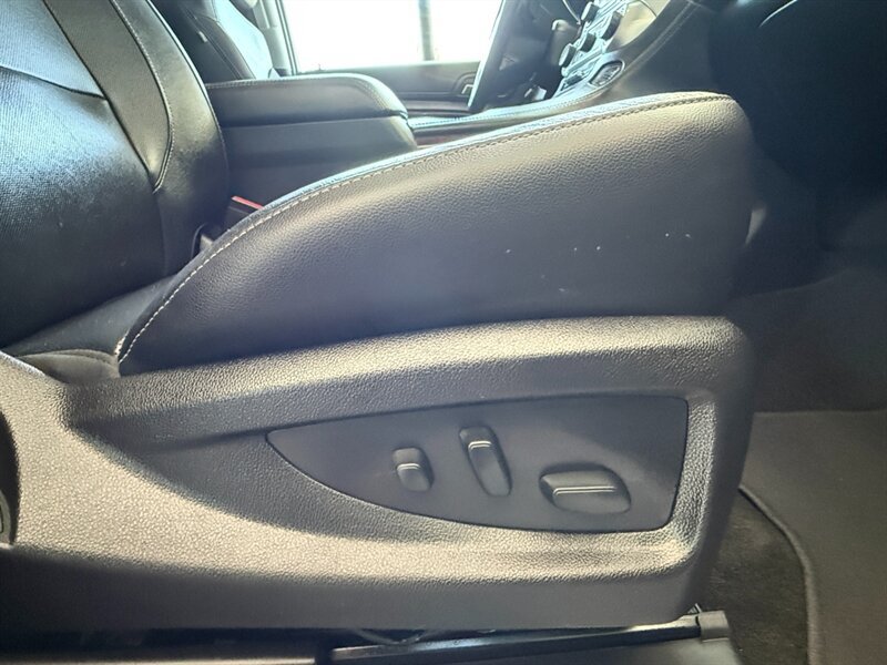 Used 2018 GMC Yukon XL SLT w/ Open Road Package RWD image 30