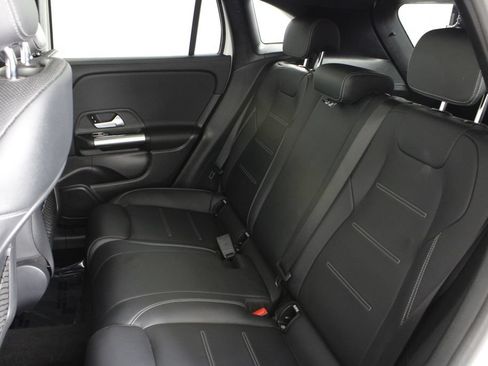 Used 2023 Mercedes-Benz GLA 250 image 21