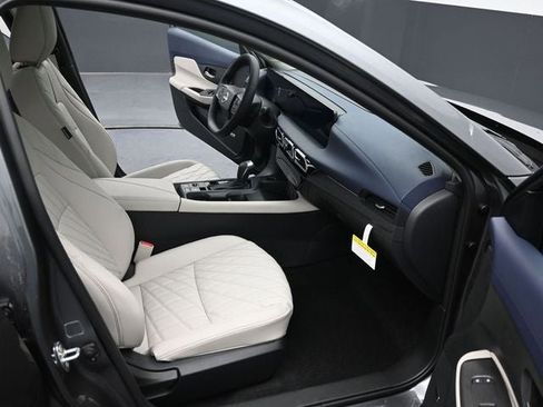 New 2026 Nissan Sentra SL w/ Floor Mat Package image 32
