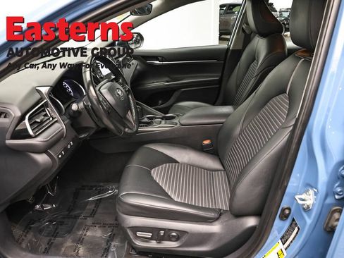 Used 2023 Toyota Camry SE FWD image 13