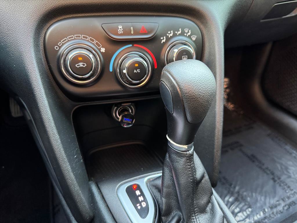Used 2015 Dodge Dart SXT FWD image 22