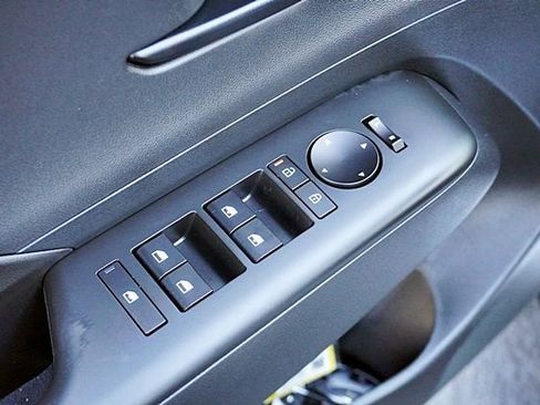 Certified 2026 Hyundai Kona SEL Sport FWD image 23