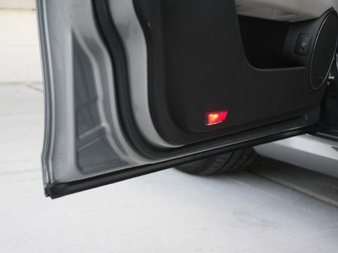 Used 2013 Mercedes-Benz C 300 Sport image 22