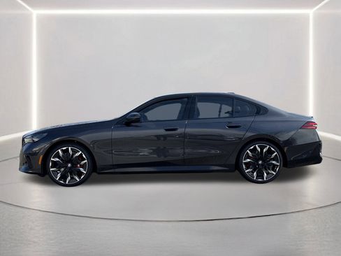 New 2026 BMW 530i 530i w/ M Sport Package image 24