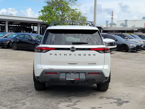 New 2026 Nissan Pathfinder Platinum FWD image 7