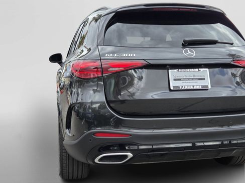 Certified 2026 Mercedes-Benz GLC 300 image 11
