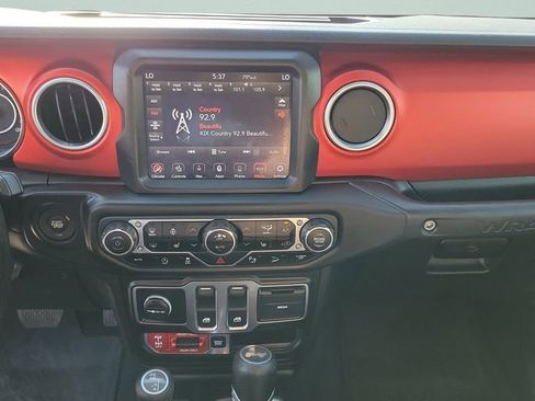 Used 2020 Jeep Wrangler Rubicon w/ Cold Weather Group image 20