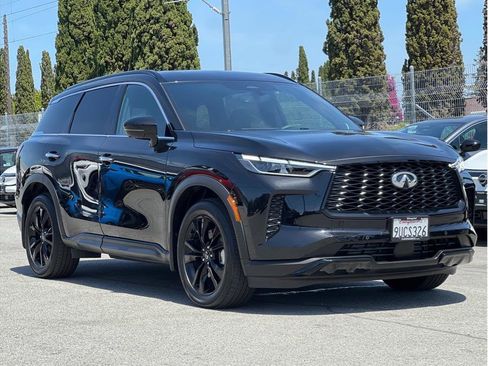 Used 2025 INFINITI QX60 Luxe w/ Black Edition FWD image 3