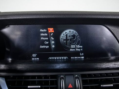 Used 2019 Alfa Romeo Stelvio w/ Nero Edizione RWD image 27