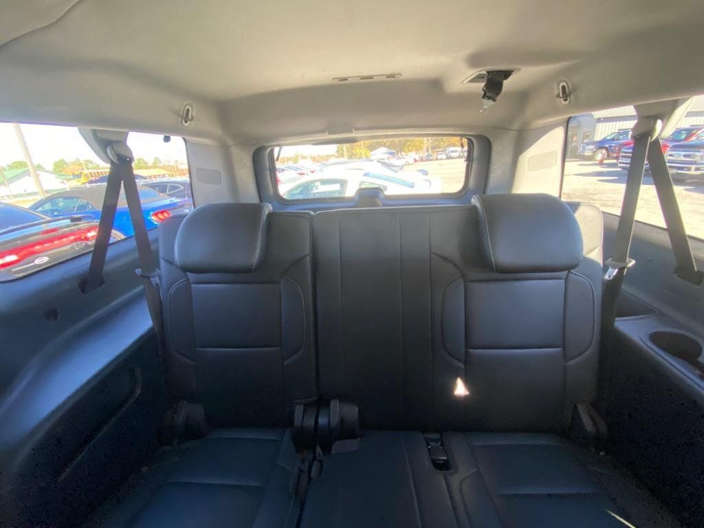 Used 2018 Chevrolet Suburban LT AWD/4WD image 11