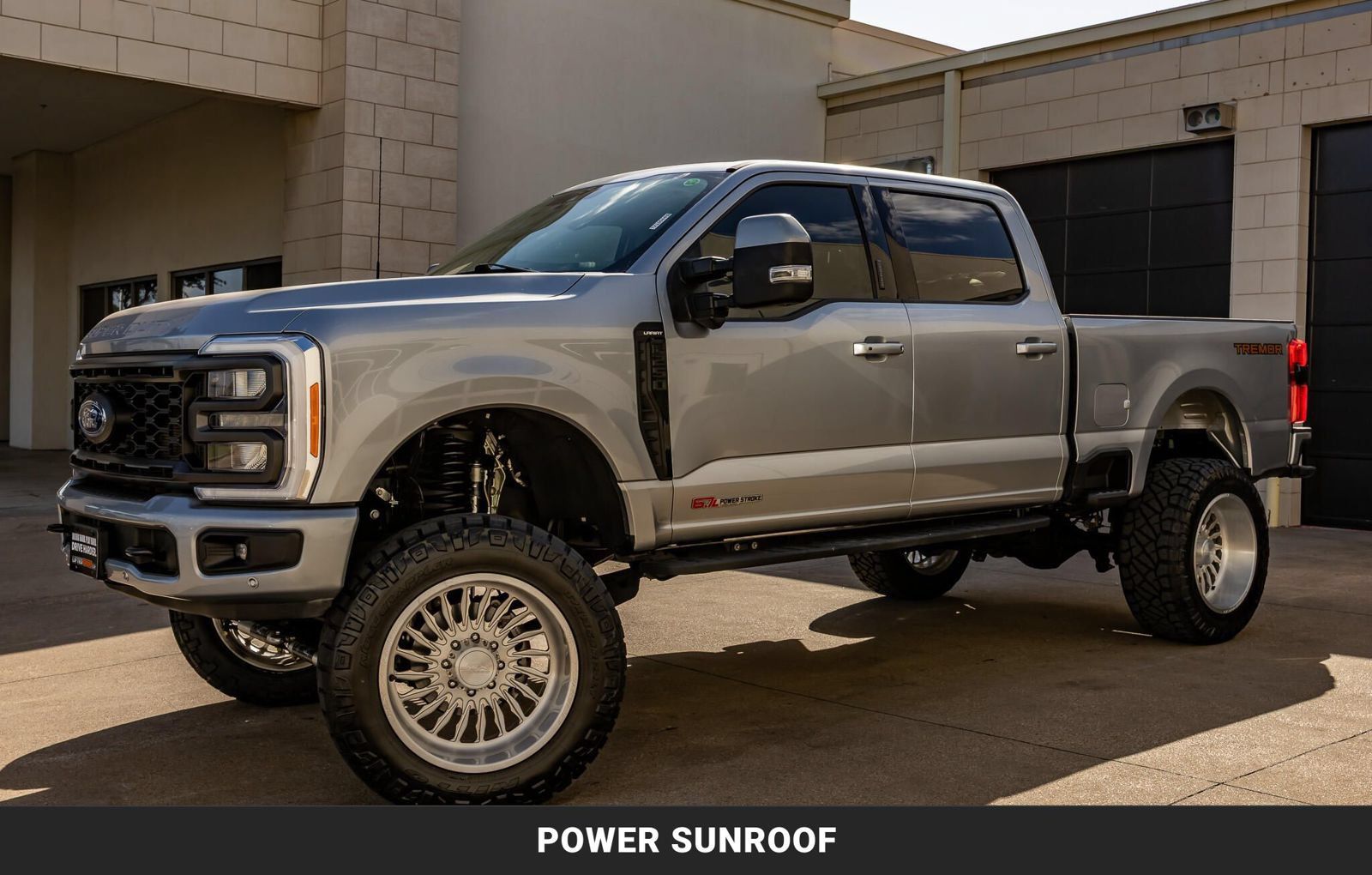 Used 2023 Ford F250 Lariat w/ Lariat Ultimate Package AWD/4WD image 4