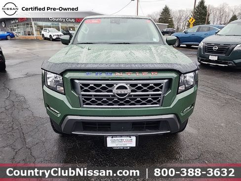 Used 2023 Nissan Frontier SV w/ Technology Package image 3