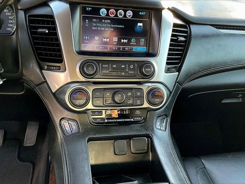 Used 2019 Chevrolet Tahoe LT image 31