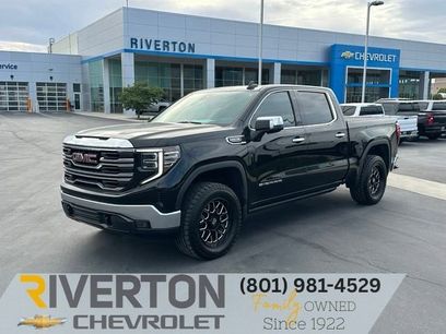 Used 2022 GMC Sierra 1500 SLT w/ SLT Convenience Package