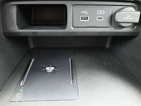 Used 2025 Honda Pilot EX-L image 32