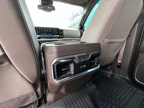 Used 2024 Chevrolet Silverado 2500 LTZ w/ LTZ Convenience Package AWD/4WD image 27