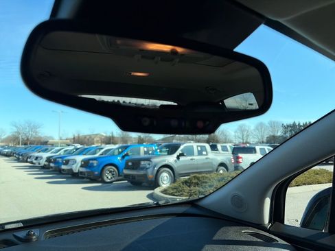 Used 2018 Buick Encore Preferred image 24