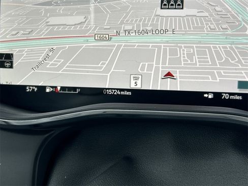 Used 2024 Jaguar F-PACE R-Dynamic S image 40