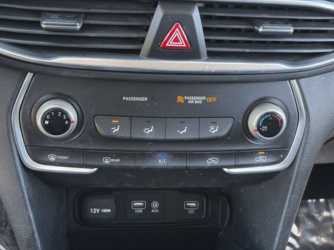 Used 2019 Hyundai Santa Fe SE FWD image 28